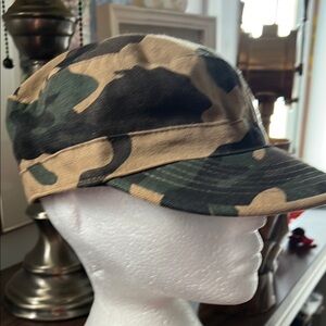Ladies Camouflage Hat